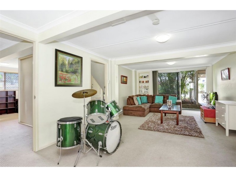 27 Nuttall Street, Lawnton QLD 4501