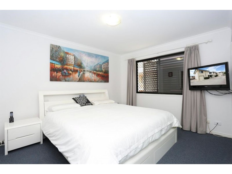 2/7 Slater Avenue, Lawnton QLD 4501