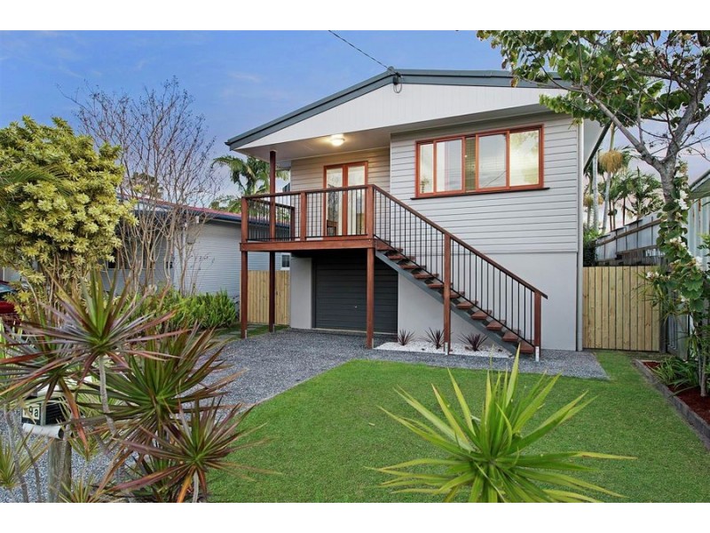 19a Campbell Street, Scarborough QLD 4020