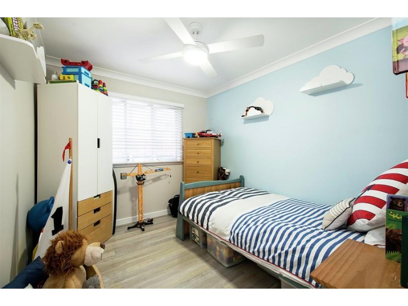19a Campbell Street, Scarborough QLD 4020
