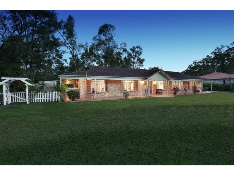 35 Fairlane Street, Joyner QLD 4500