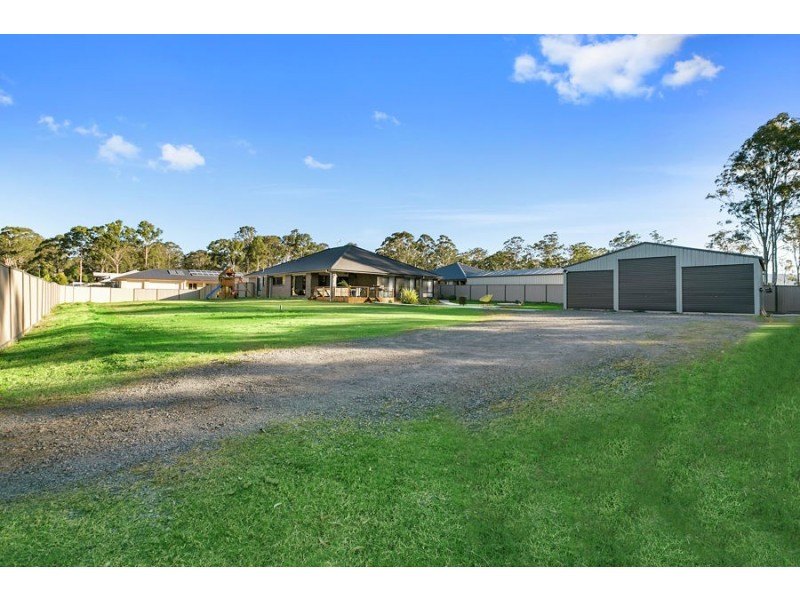 2 Goldfinch Court, Upper Caboolture QLD 4510