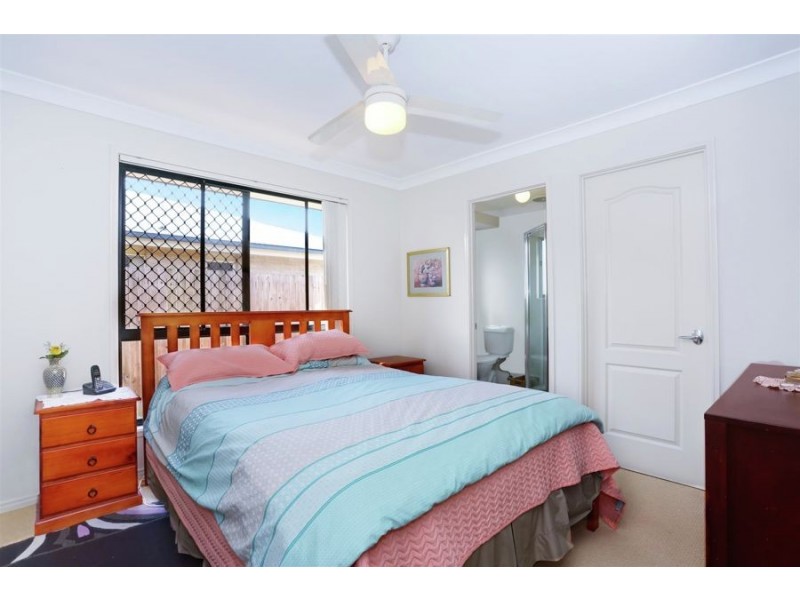 Units 1 & 2 /11 Dysart Street, Rothwell QLD 4022