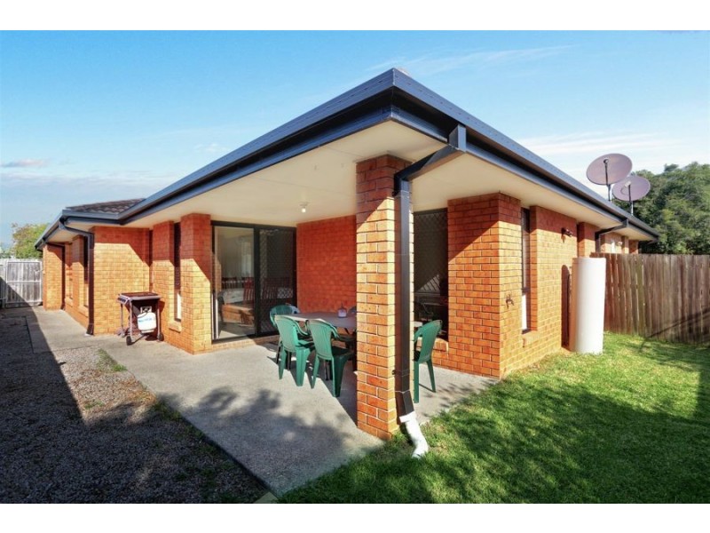 Units 1 & 2 /11 Dysart Street, Rothwell QLD 4022