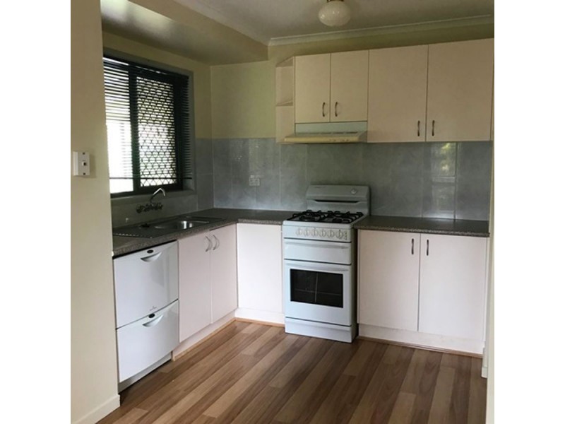 33 Maree St, Strathpine QLD 4500