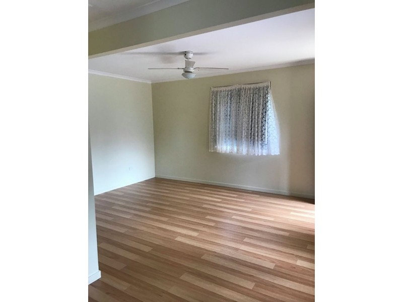 33 Maree St, Strathpine QLD 4500