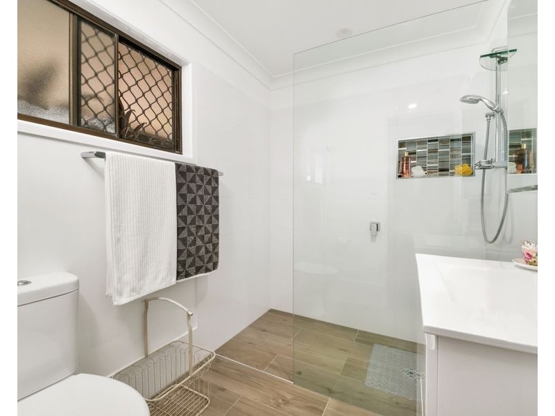 34 Buckingham Street West, Strathpine QLD 4500