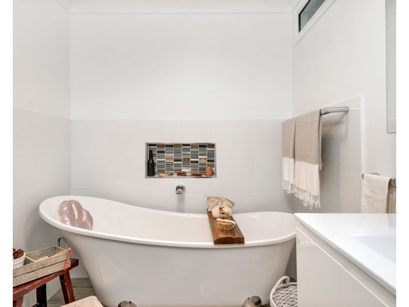 34 Buckingham Street West, Strathpine QLD 4500