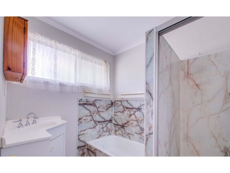 114 Sparkes Rd, Bray Park QLD 4500