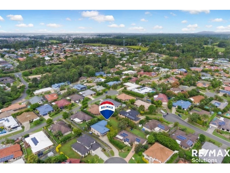 16 Fernwren Court, Cashmere QLD 4500