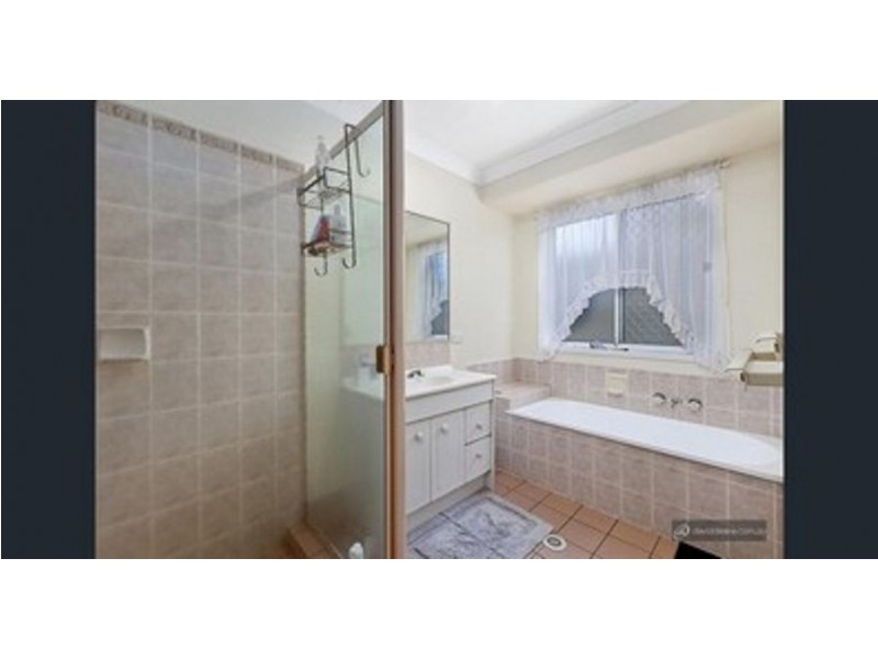 1 Papaya Court, Kallangur QLD 4503