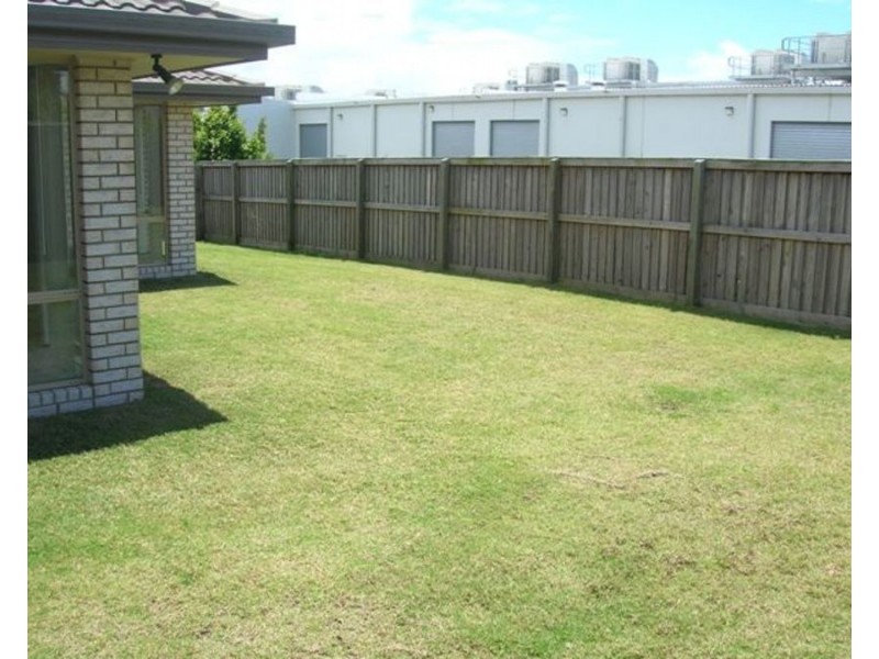 27 Wayland Cct, Morayfield QLD 4506