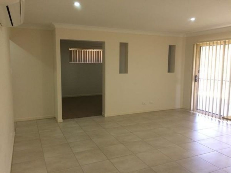 70 William Blv, Pimpama QLD 4209