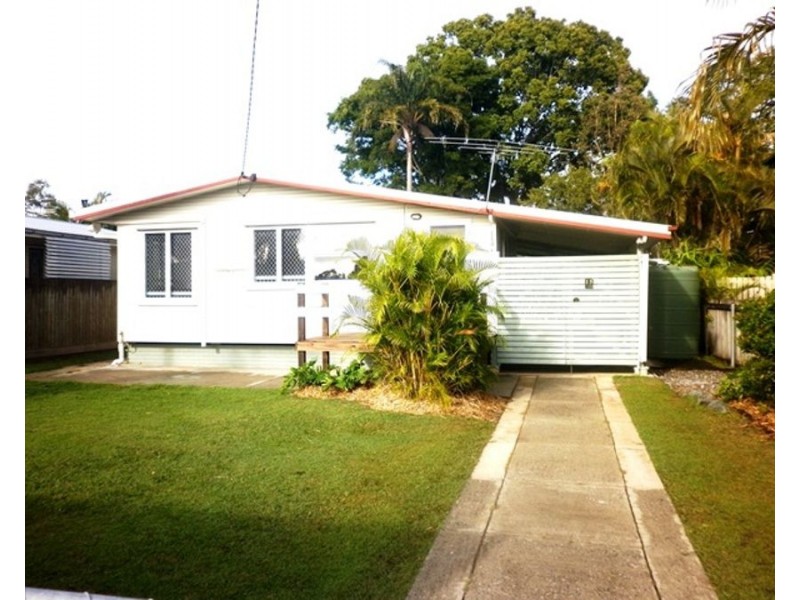 15 Lancaster St, Strathpine QLD 4500