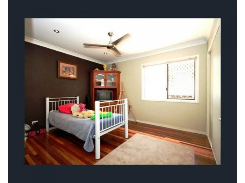 150 Dayboro Rd, Petrie QLD 4502