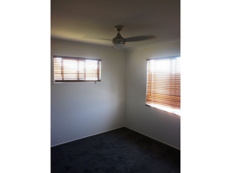 14 Brodiek St, Strathpine QLD 4500