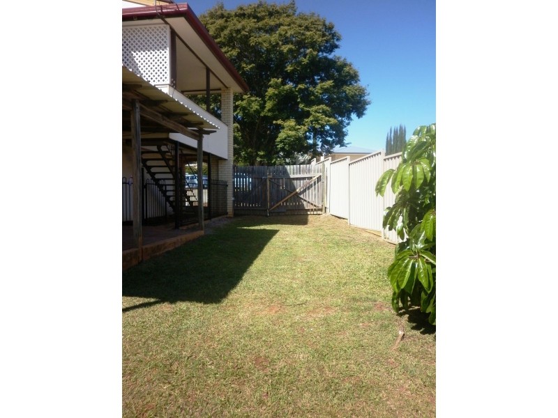 14 Brodiek St, Strathpine QLD 4500