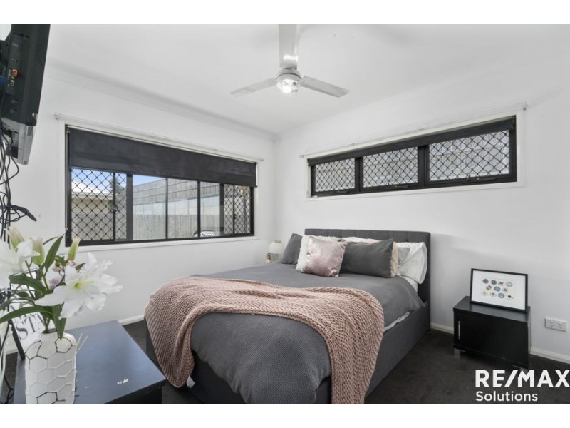 15 St Helen Cres, Warner QLD 4500