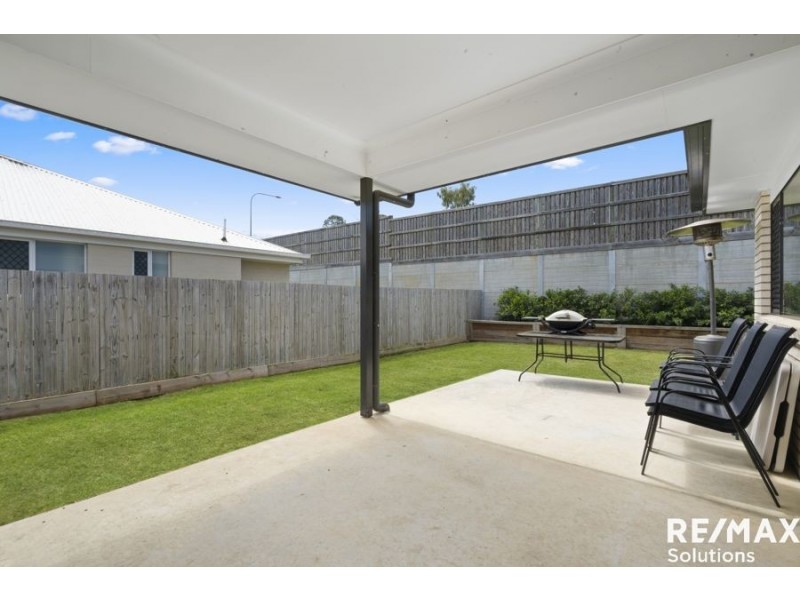 15 St Helen Cres, Warner QLD 4500