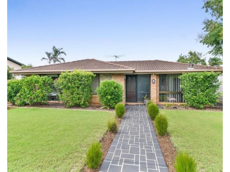 8 Ian Crt, Kallangur QLD 4503