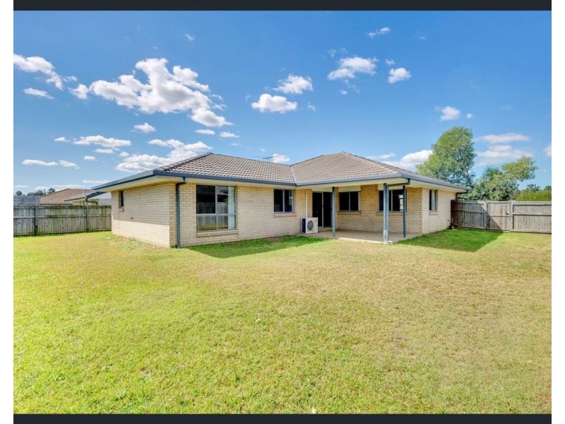 22 Grassdale Crescent, Morayfield QLD 4506