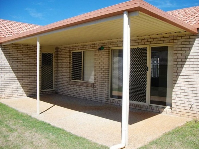 8 Riverbend Cres, Morayfield QLD 4506