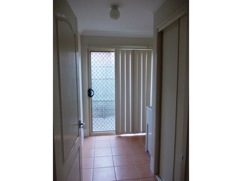 8 Riverbend Cres, Morayfield QLD 4506