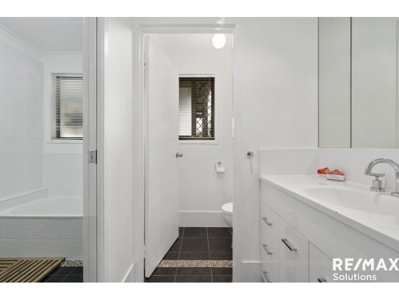 5 Mathieu Road, Petrie QLD 4502