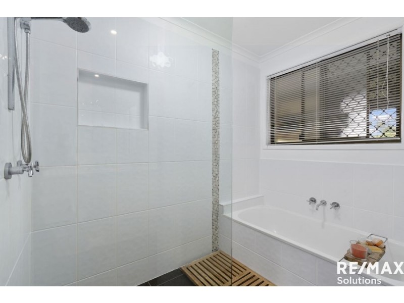 5 Mathieu Road, Petrie QLD 4502