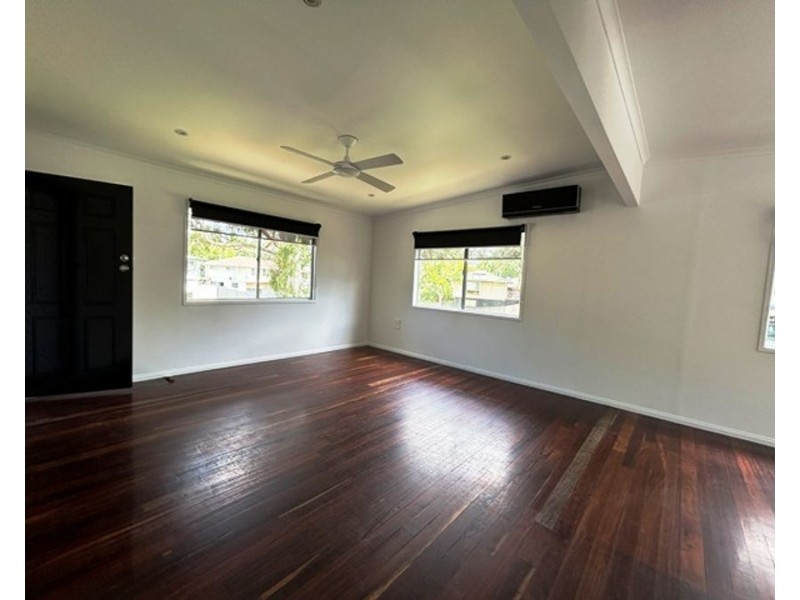 6 Carwell Avenue, Petrie QLD 4502