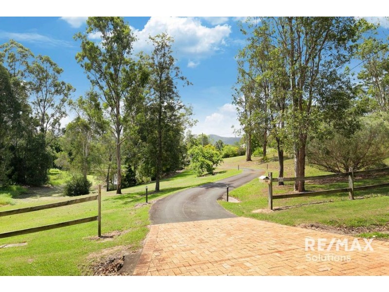166 Upper Camp Mountian Rd, Camp Mountain QLD 4520