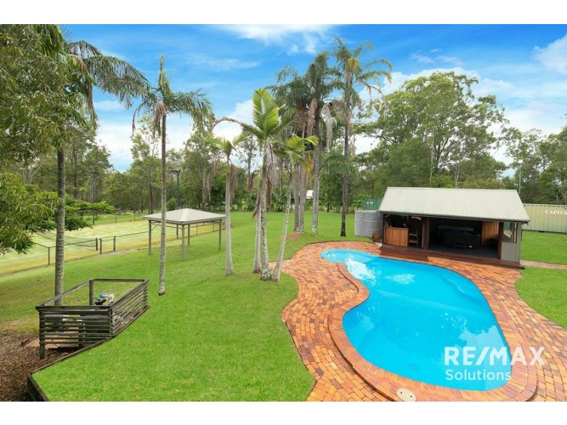 6 Roxburgh Road, Wights Mountain QLD 4520