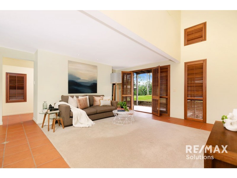 6 Roxburgh Road, Wights Mountain QLD 4520