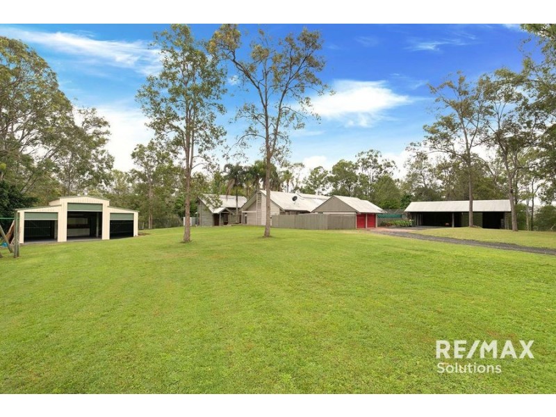 6 Roxburgh Road, Wights Mountain QLD 4520