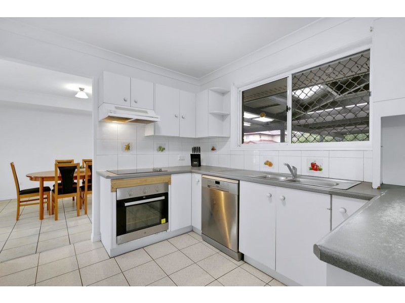 94 Castlerea Street, Tingalpa QLD 4173