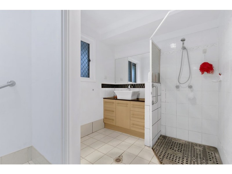 94 Castlerea Street, Tingalpa QLD 4173