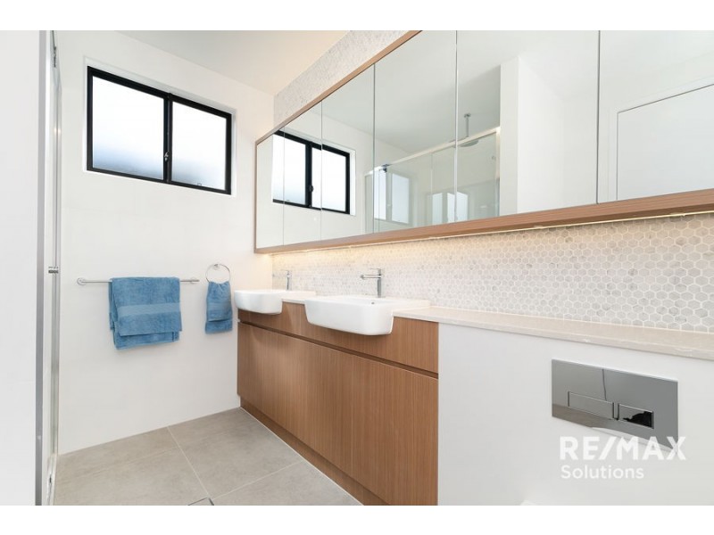 17/66 Illowra Street, The Gap QLD 4061