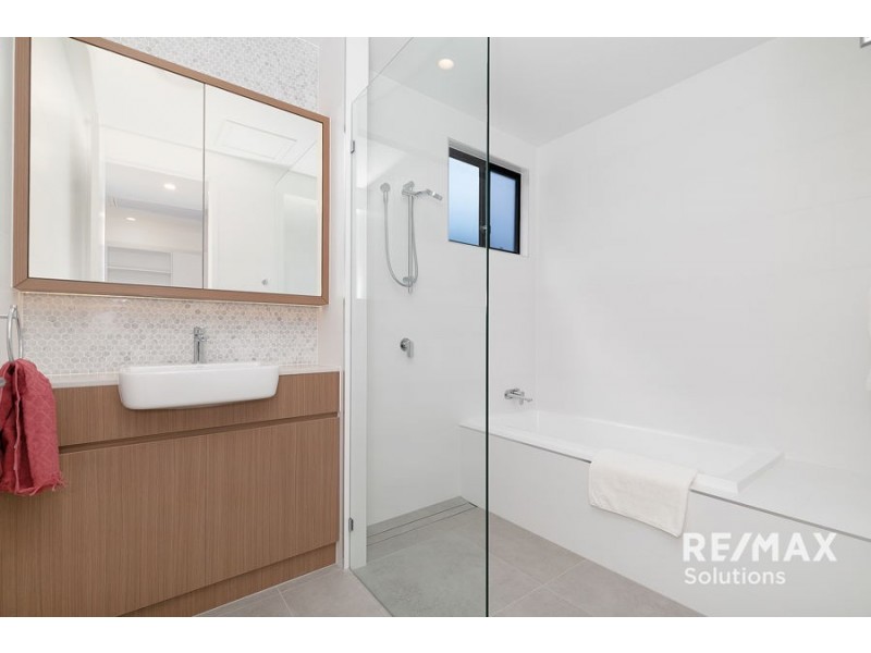 17/66 Illowra Street, The Gap QLD 4061