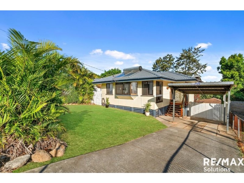 11 Crest Street, Kallangur QLD 4503