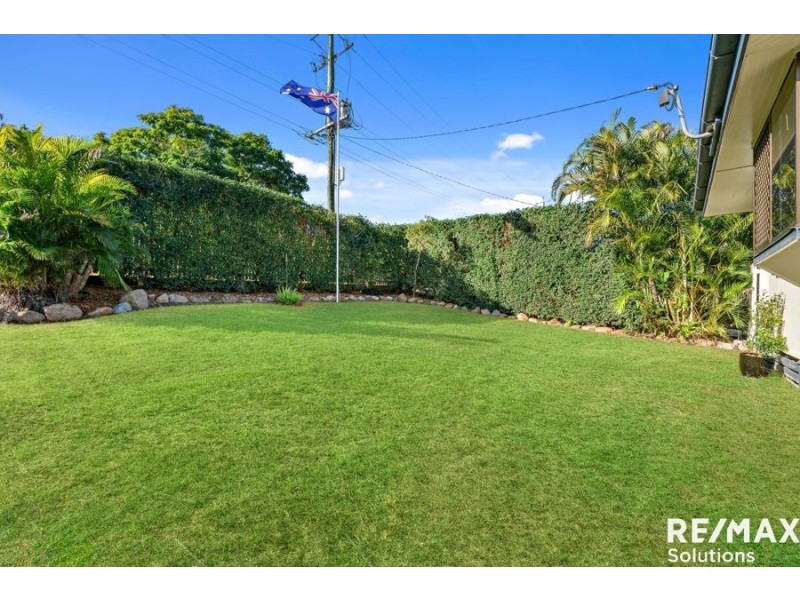 11 Crest Street, Kallangur QLD 4503