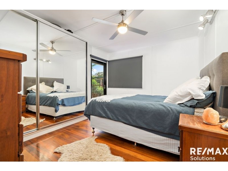 11 Crest Street, Kallangur QLD 4503