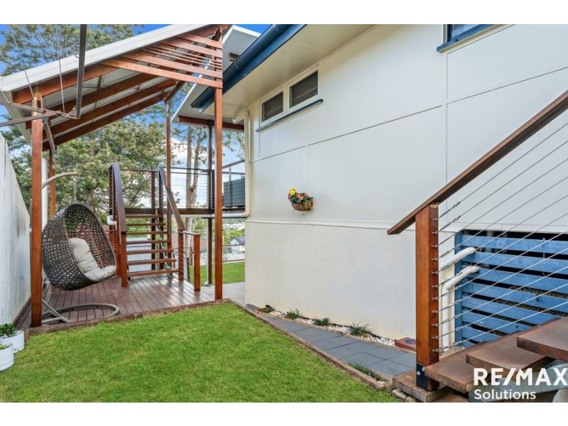 11 Crest Street, Kallangur QLD 4503
