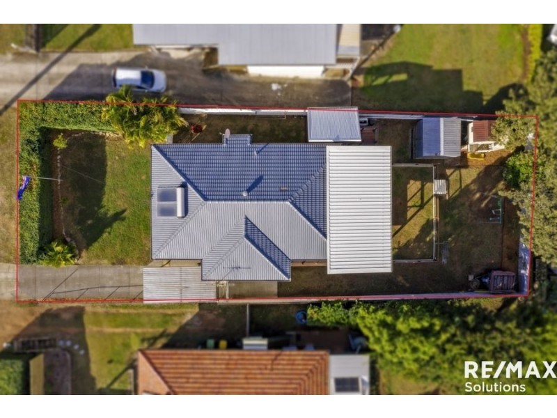 11 Crest Street, Kallangur QLD 4503