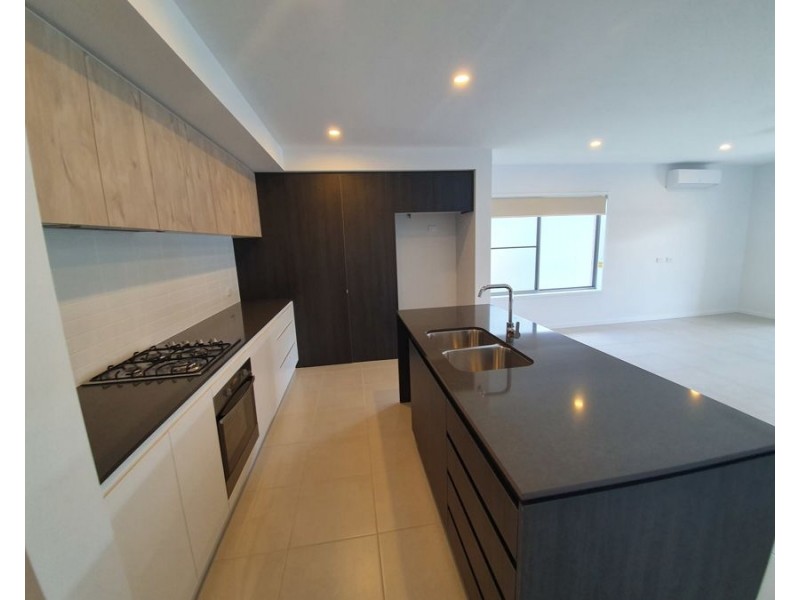 12 McConnell Esp, Strathpine QLD 4500