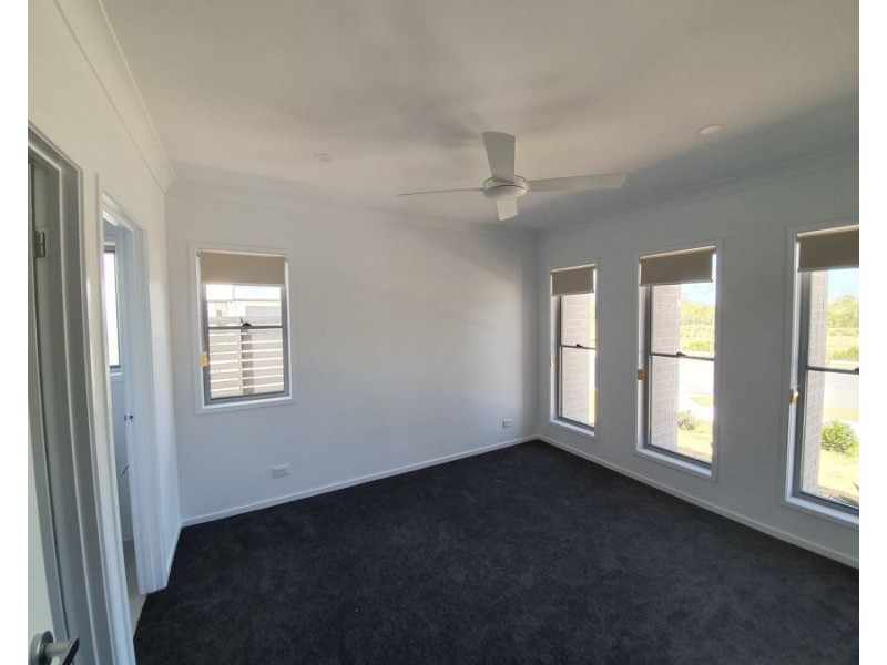 12 McConnell Esp, Strathpine QLD 4500