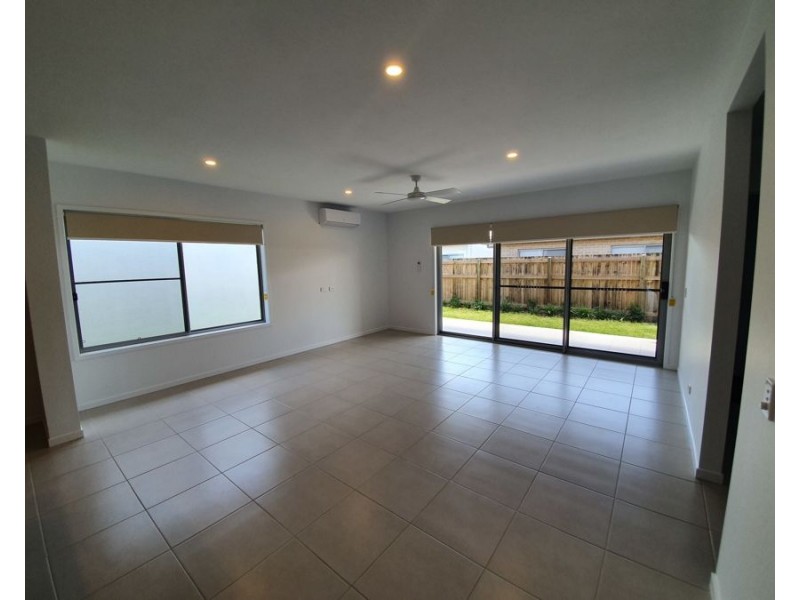 12 McConnell Esp, Strathpine QLD 4500