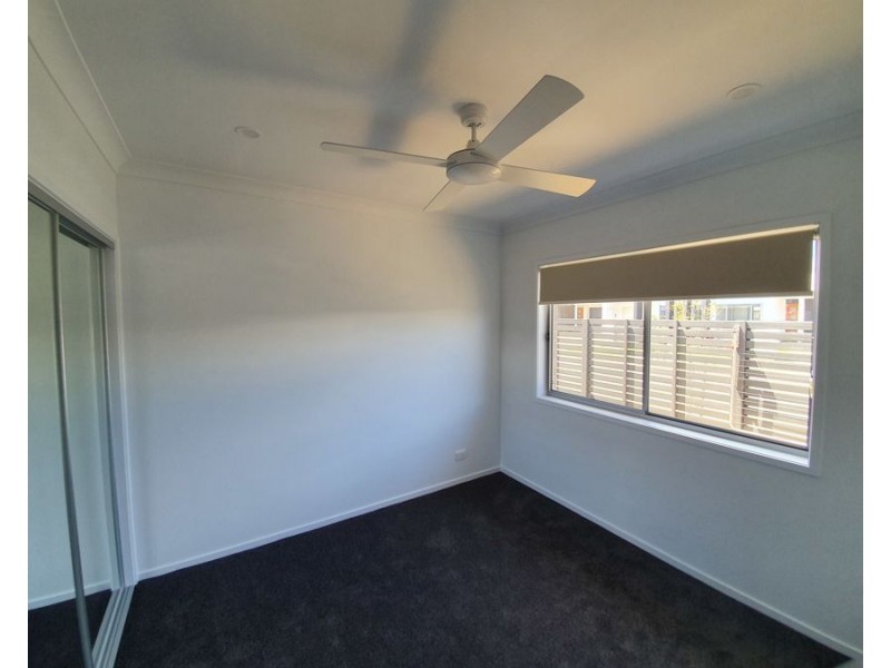 12 McConnell Esp, Strathpine QLD 4500