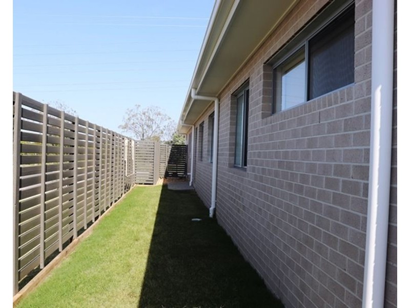 12 McConnell Esp, Strathpine QLD 4500