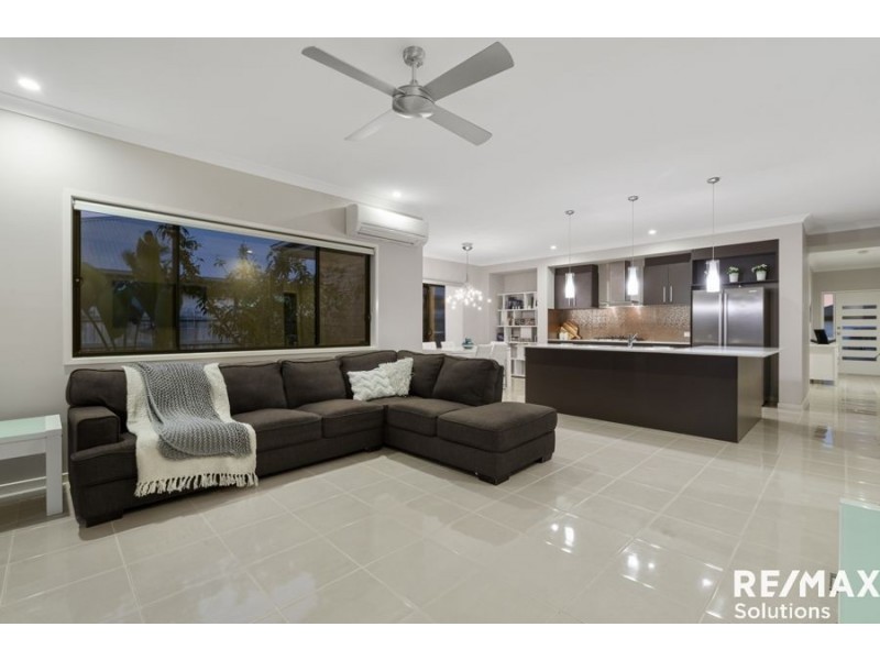 37 Hume Circuit, Warner QLD 4500