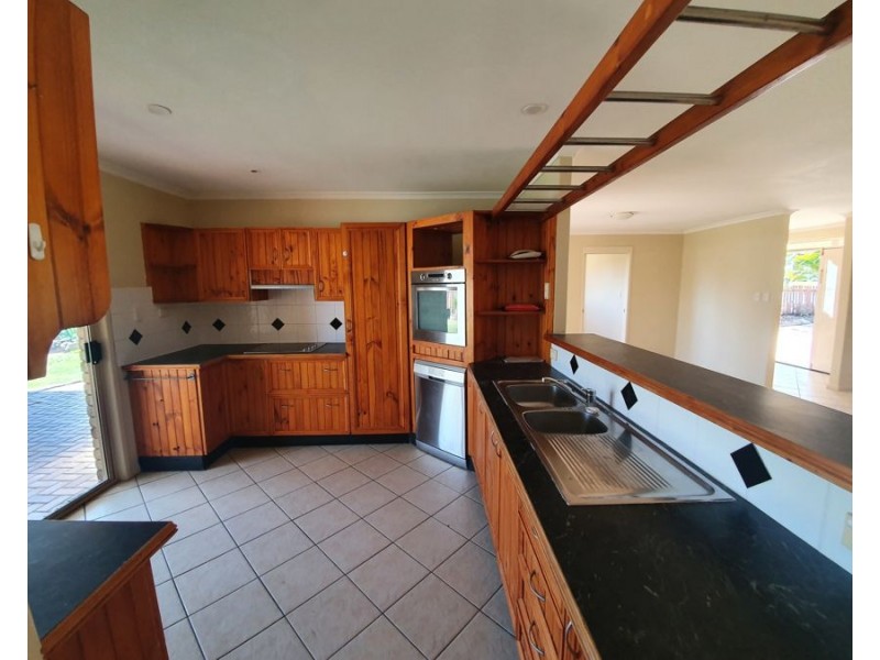 33 Coman Rd South, Rothwell QLD 4022